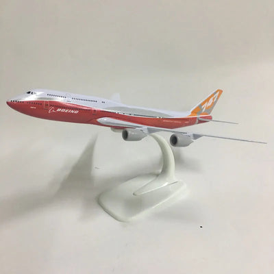 JASON TUTU Modelo de avión de 20 cm Modelo de avión Boeing 747-8 Modelo de avión 1:300 Aviones de metal fundido a presión Aviones Juguetes Aeroplan